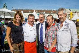 Bundespräsident Dr. Heinz Fischer besucht das Fest Waldviertelpur am Heldenplatz Wien 26.08.2015 Foto: Chris Hofer